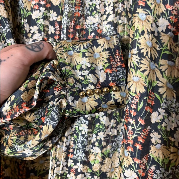 H&M Floral Print Women's Top - Picture 2 of 6